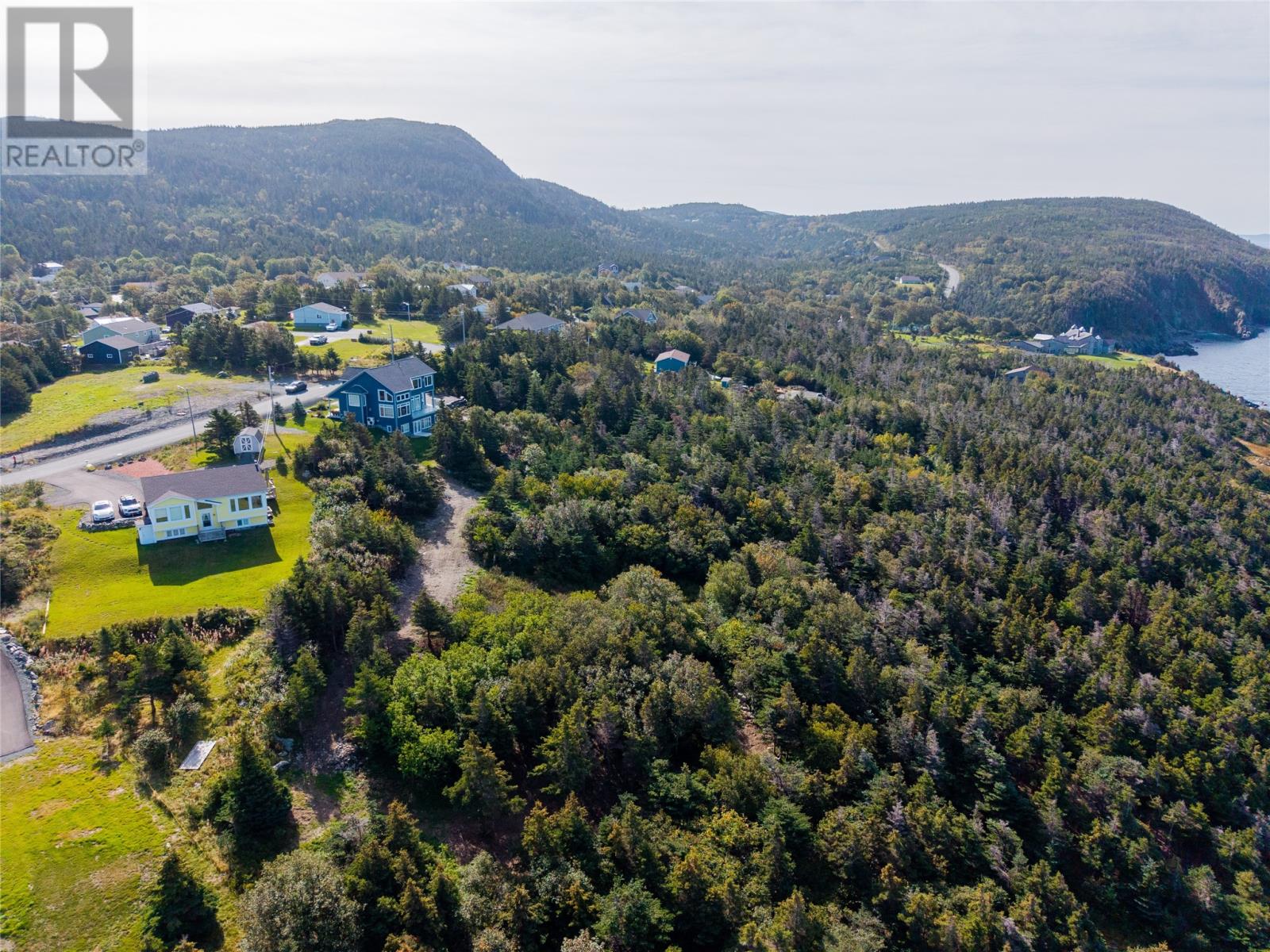 40 West Point Road, Portugal Cove - St. Philips — photo 6