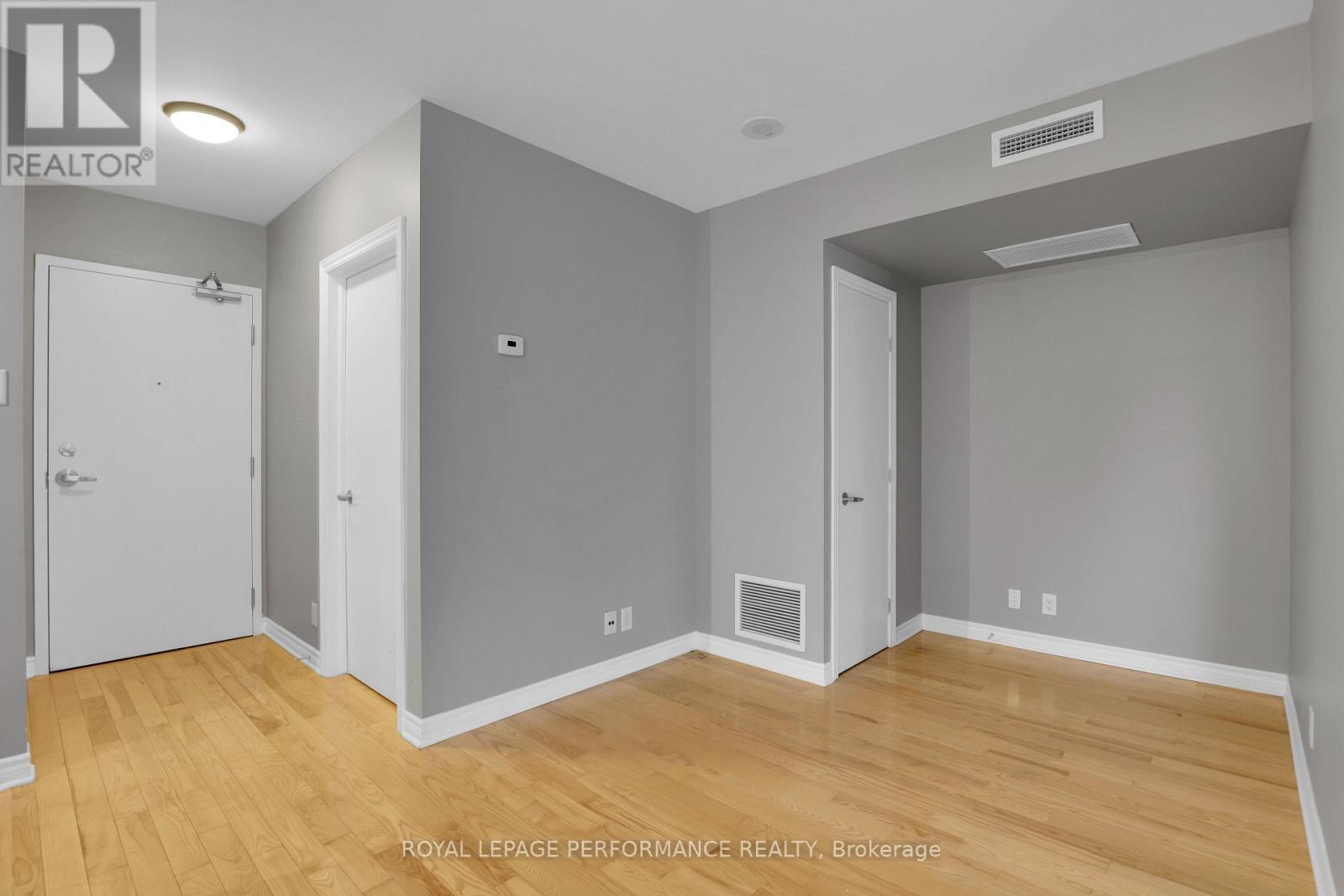 1402 - 445 Laurier Avenue W, Ottawa, Ontario  K1R 5C1 - Photo 4 - X14103442