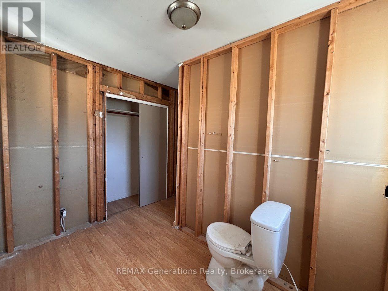 10 Adjala Avenue, Manitouwadge, Ontario  P0T 2C0 - Photo 13 - X14103418