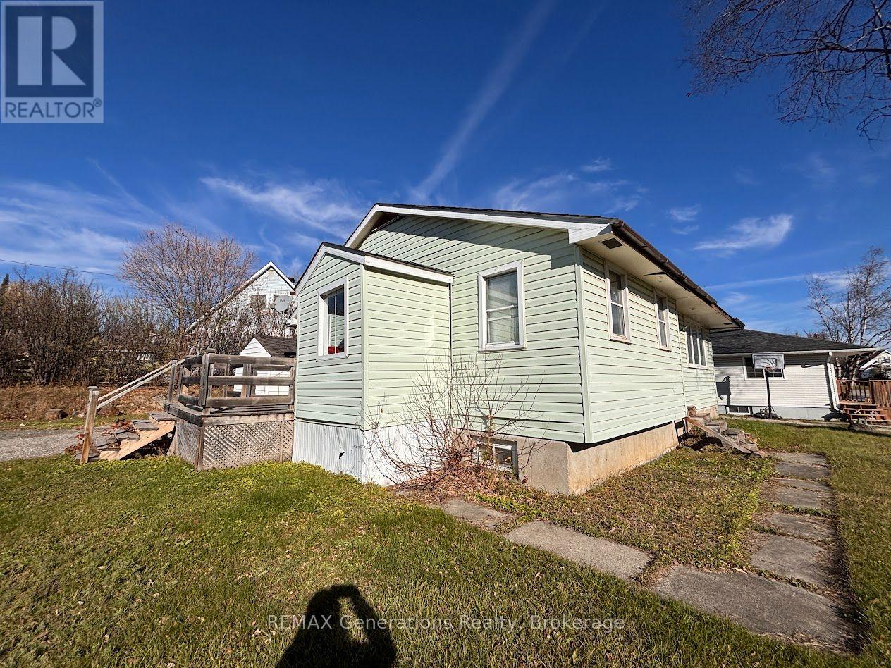 10 Adjala Avenue, Manitouwadge, Ontario  P0T 2C0 - Photo 22 - X14103418