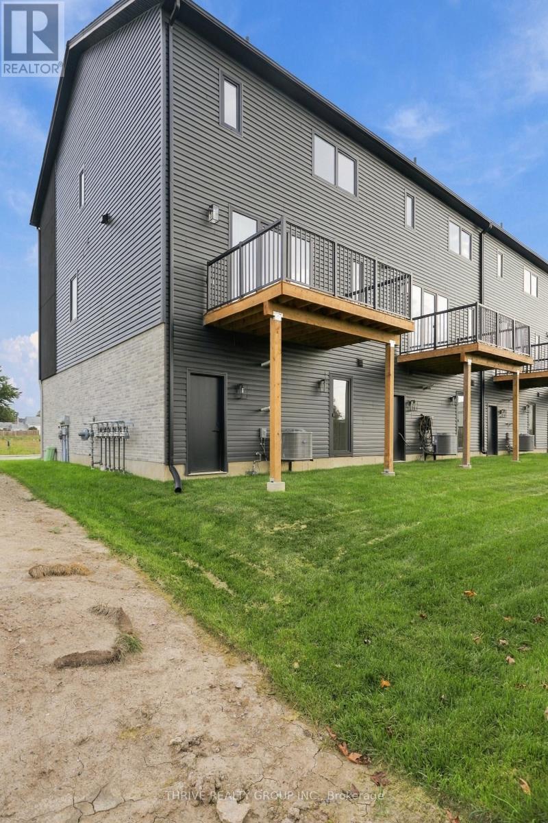 2927 Petty Road, London South, Ontario  N6E 1L7 - Photo 38 - X13790220