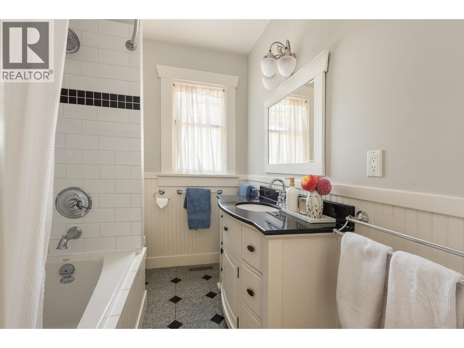 309 Ninth Street, New Westminster, British Columbia  V3M 3V5 - Photo 20 - R3177419
