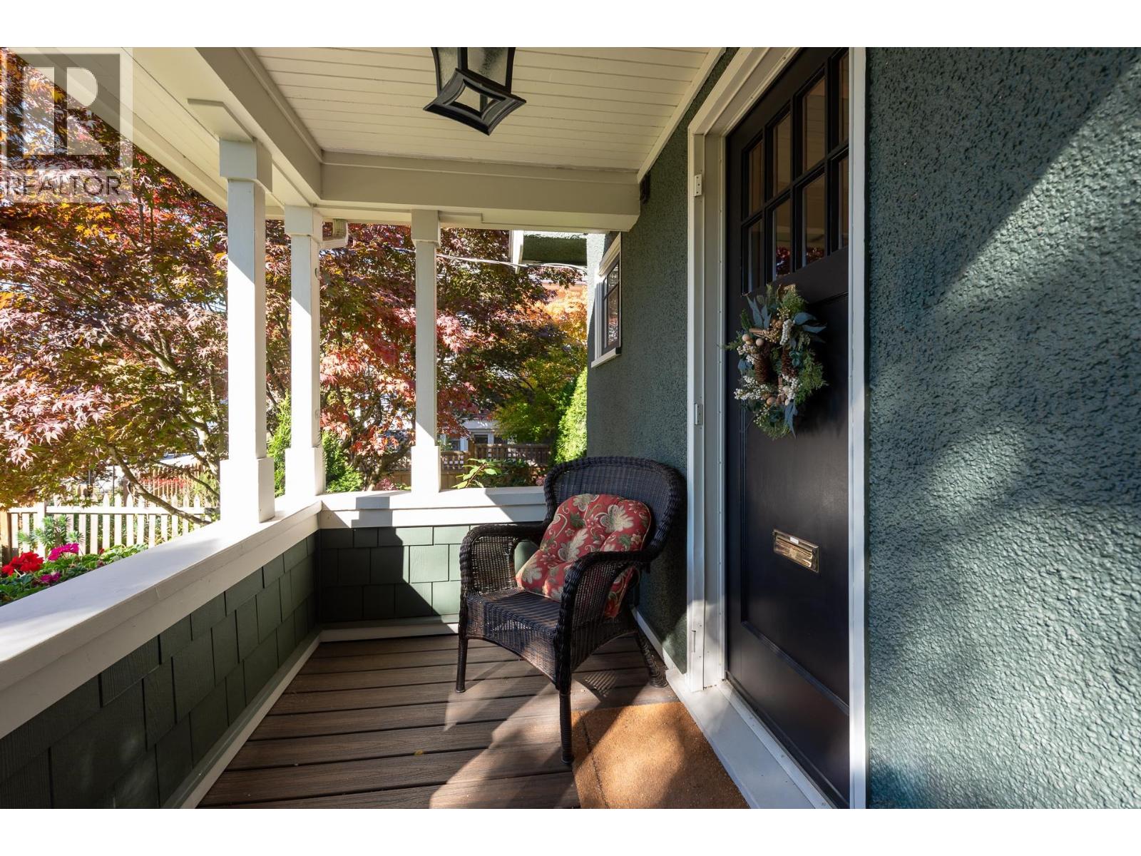 309 Ninth Street, New Westminster, British Columbia  V3M 3V5 - Photo 3 - R3177419