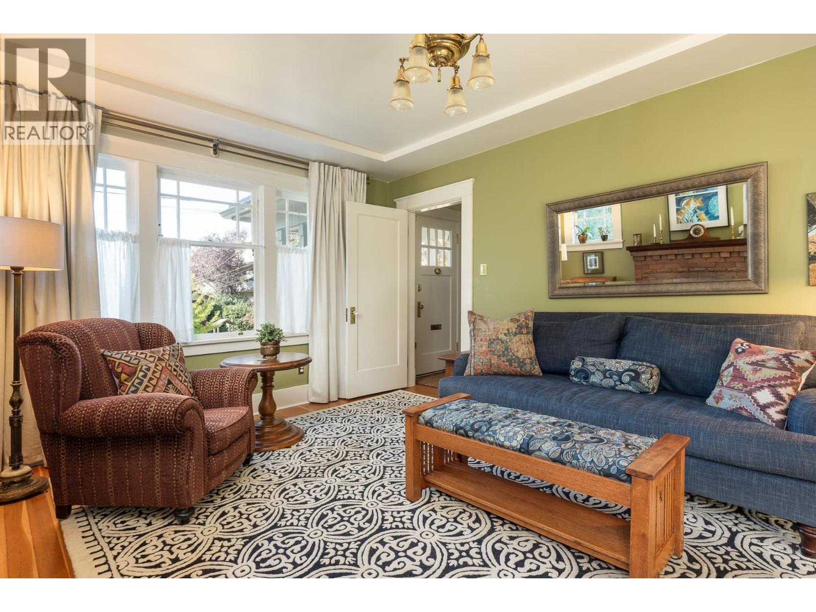309 Ninth Street, New Westminster, British Columbia  V3M 3V5 - Photo 6 - R3177419