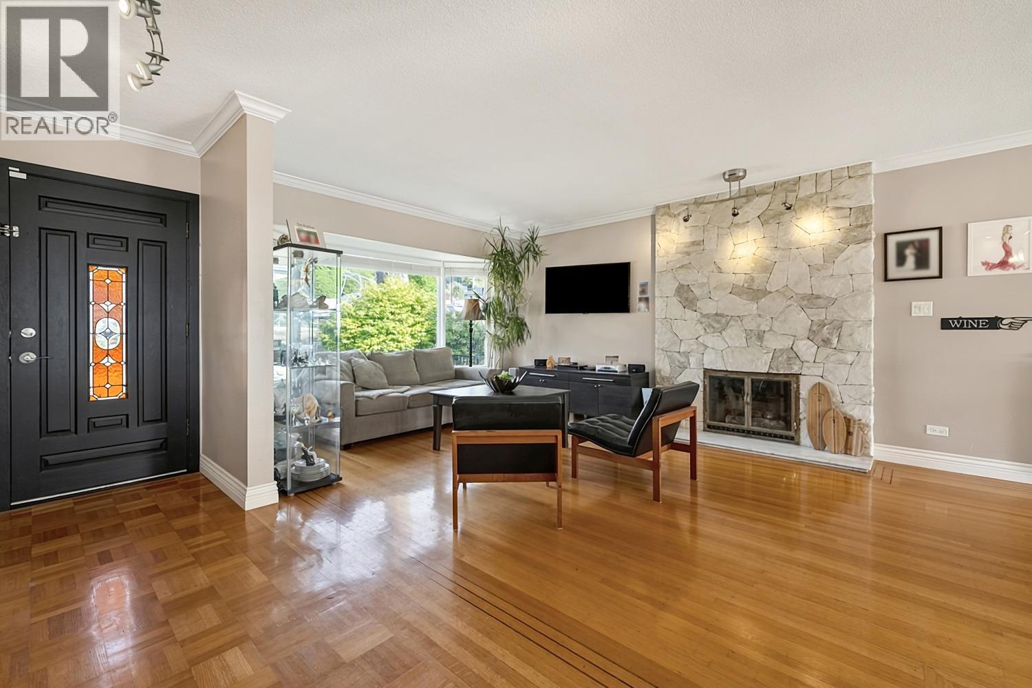 5570 Carson Street, Burnaby, British Columbia  V5J 2Z2 - Photo 14 - R3177420