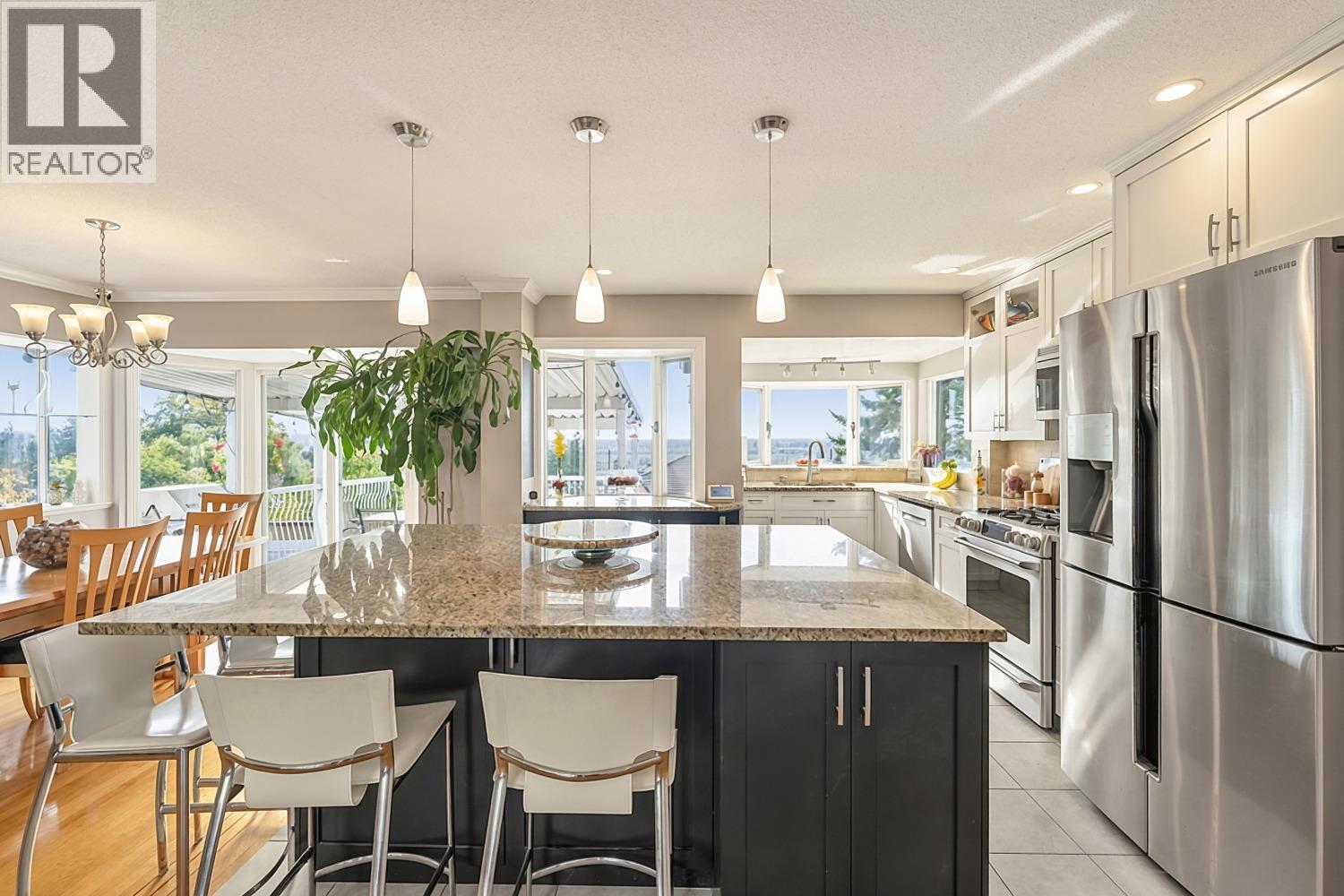 5570 Carson Street, Burnaby, British Columbia  V5J 2Z2 - Photo 4 - R3177420