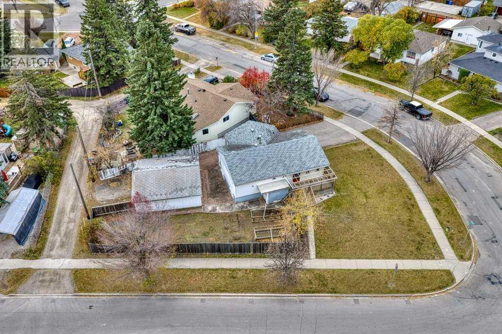 8528 Bowglen Road NW, Calgary, Alberta  T3B 2T3 - Photo 4 - A2353882