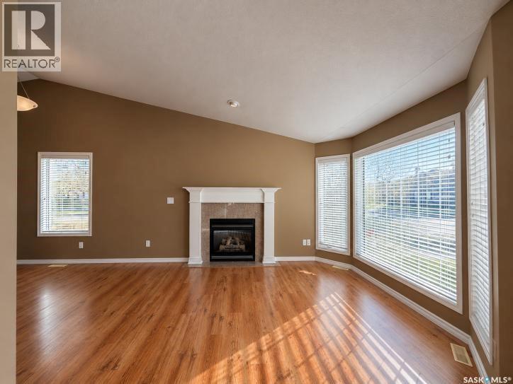 562 Blackburn Crescent, Saskatoon, Saskatchewan  S7V 1E8 - Photo 2 - SK051115