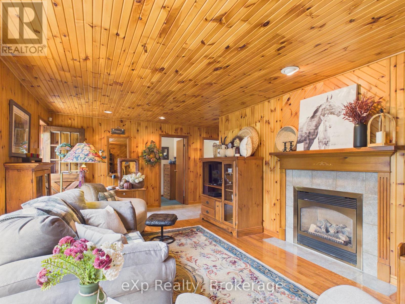 401771 Grey Road 4 Road, West Grey, Ontario  N4N 3B8 - Photo 8 - X14103484