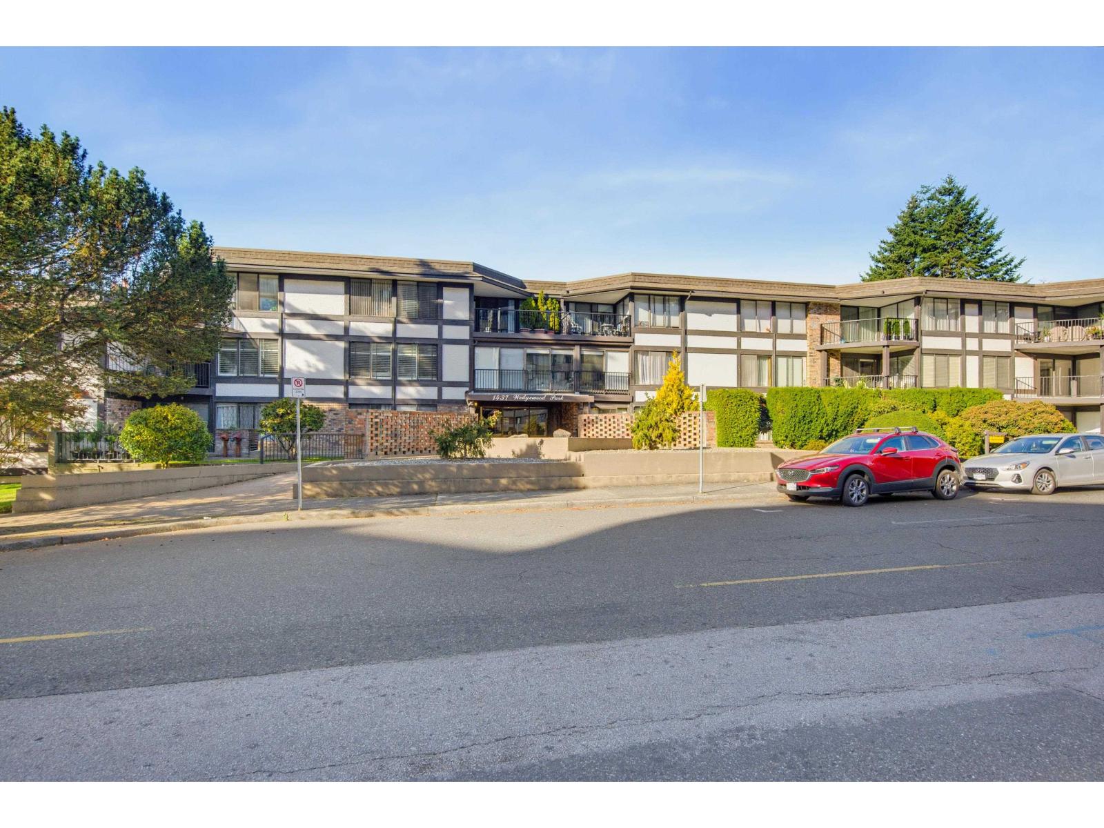 313 1437 FOSTER STREET, white rock, British Columbia