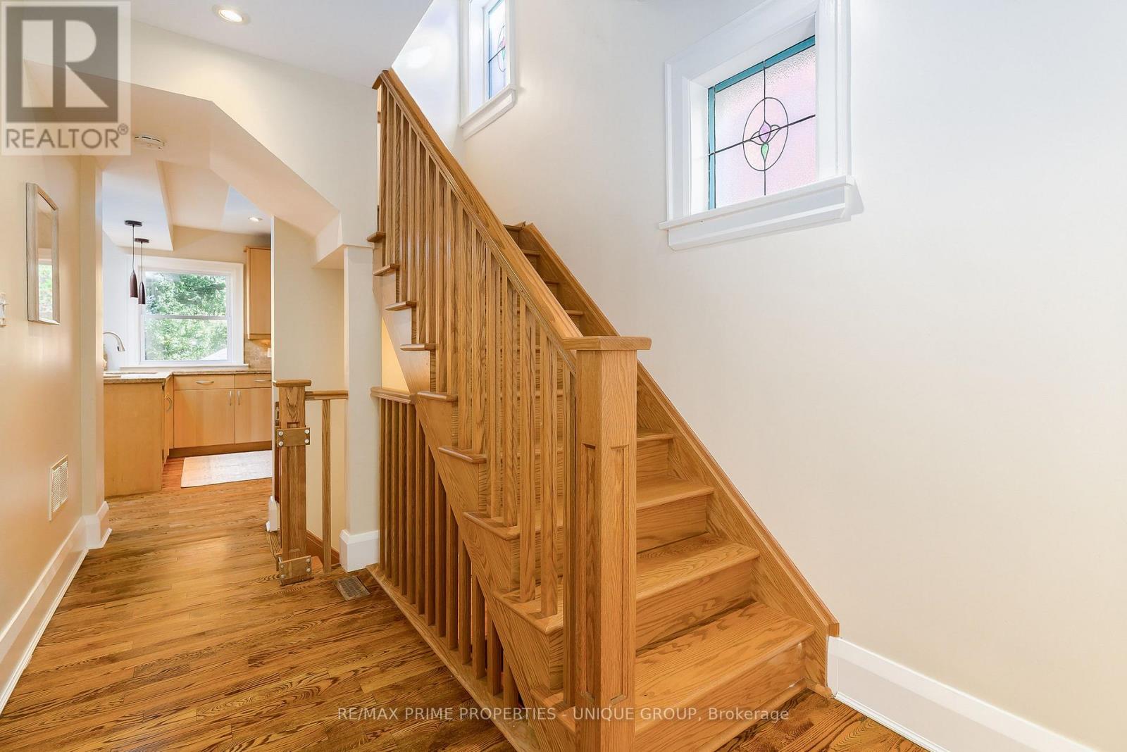 291 Jedburgh Road, Toronto, Ontario  M5M 3K5 - Photo 11 - C14103402