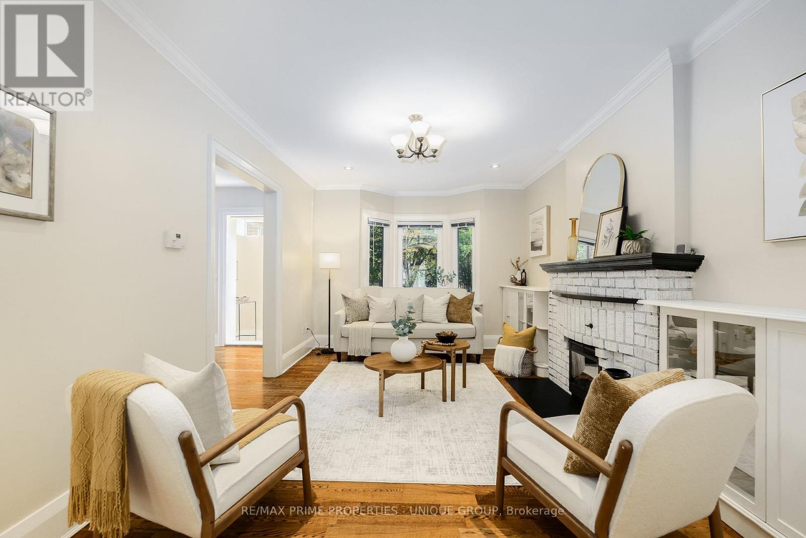 291 Jedburgh Road, Toronto, Ontario  M5M 3K5 - Photo 5 - C14103402