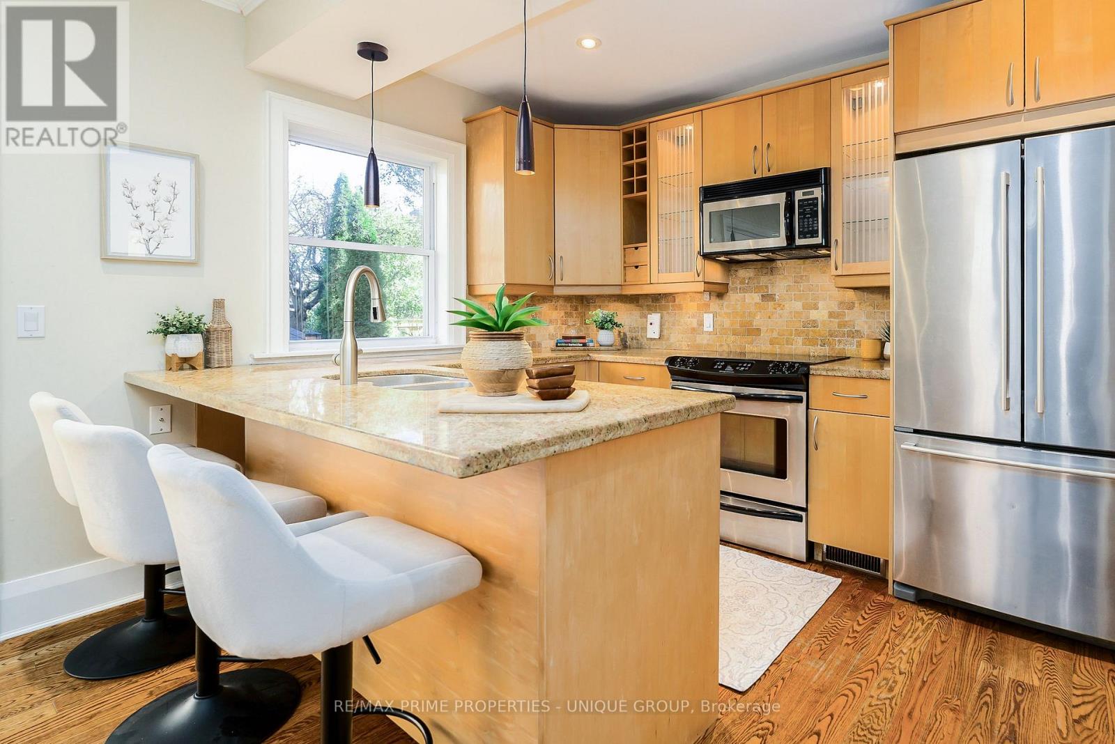 291 Jedburgh Road, Toronto, Ontario  M5M 3K5 - Photo 9 - C14103402