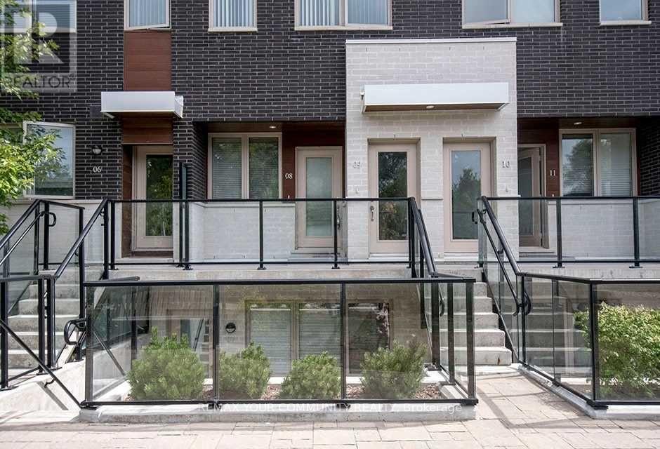 Th08 - 780 Sheppard Avenue, Toronto (Bayview Village), Ontario  M2K 1C3 - Photo 17 - C14103480