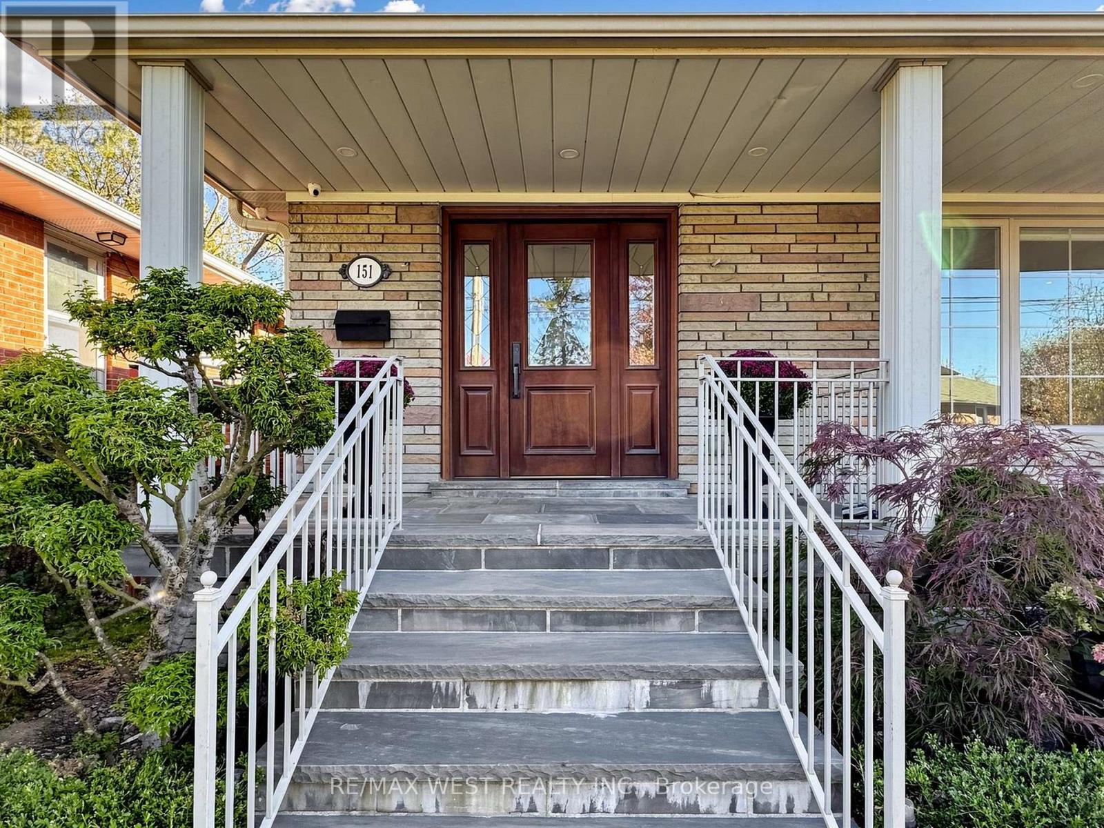 151 Palm Drive, Toronto, Ontario  M3H 2C6 - Photo 3 - C14103512