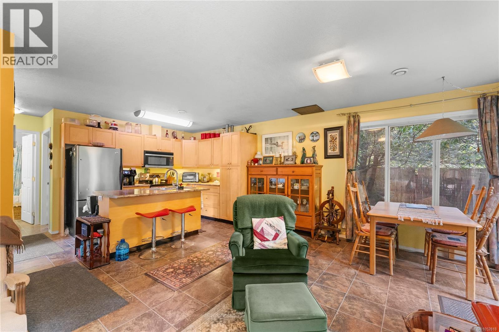 3275 South Rd