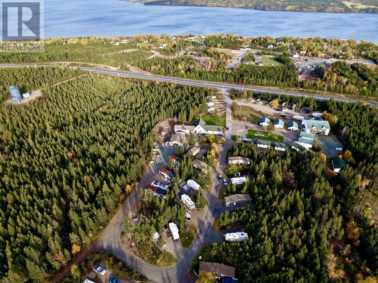 500 Trans-Canada Highway, Port Blandford — photo 35