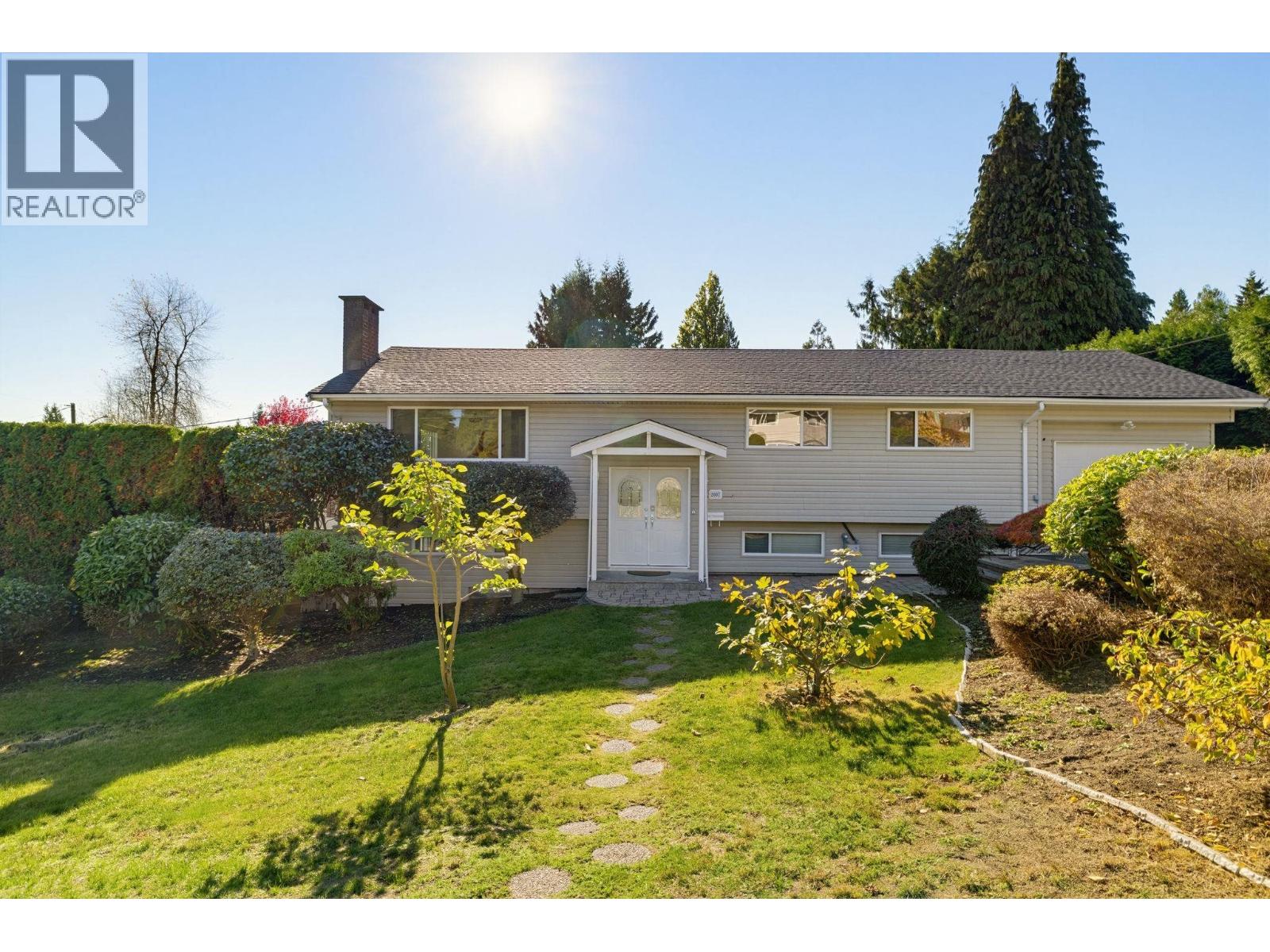 2007 FLORALYNN CRESCENT, north vancouver, British Columbia