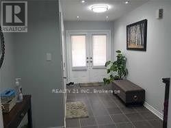 37 Pringdale Gardens Circle, Toronto, Ontario  M1J 0B1 - Photo 2 - E14103392