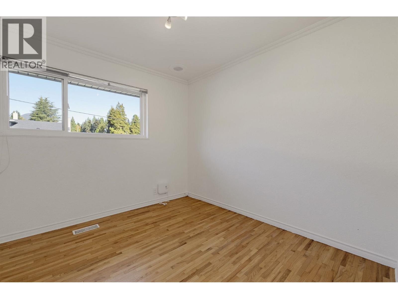 2007 Floralynn Crescent, North Vancouver, British Columbia  V7J 2W1 - Photo 19 - R3177389