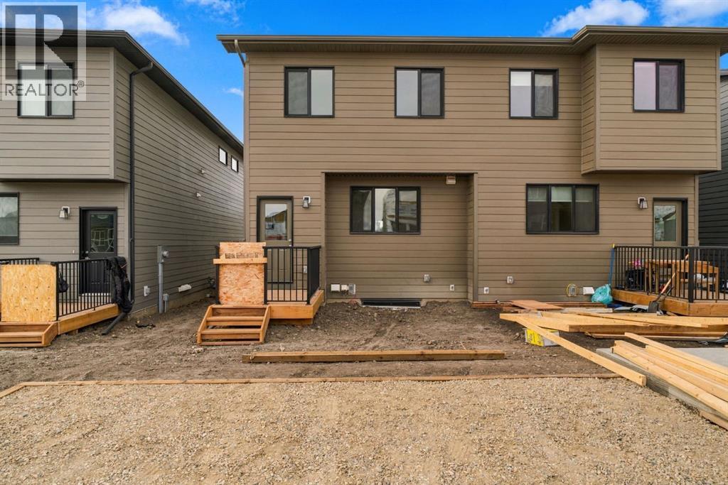 676 Rowmont Boulevard NW, Calgary, Alberta  T3L 0N5 - Photo 36 - A2353598