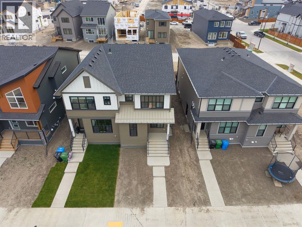 676 Rowmont Boulevard NW, Calgary, Alberta  T3L 0N5 - Photo 38 - A2353598