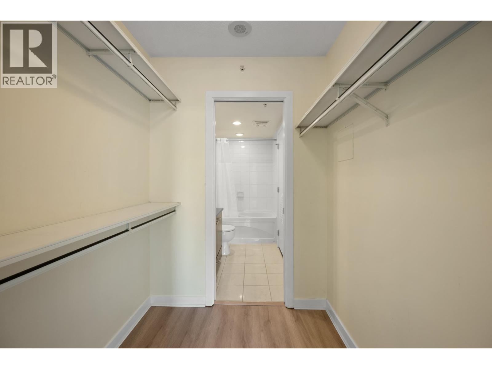 608 2979 Glen Drive, Coquitlam, British Columbia  V3B 0B2 - Photo 18 - R3176425