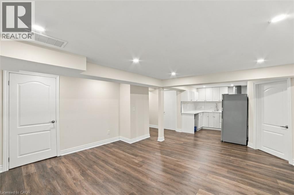 317 Jacqueline Boulevard, Hamilton, Ontario  L9B 2V7 - Photo 5 - 40872690