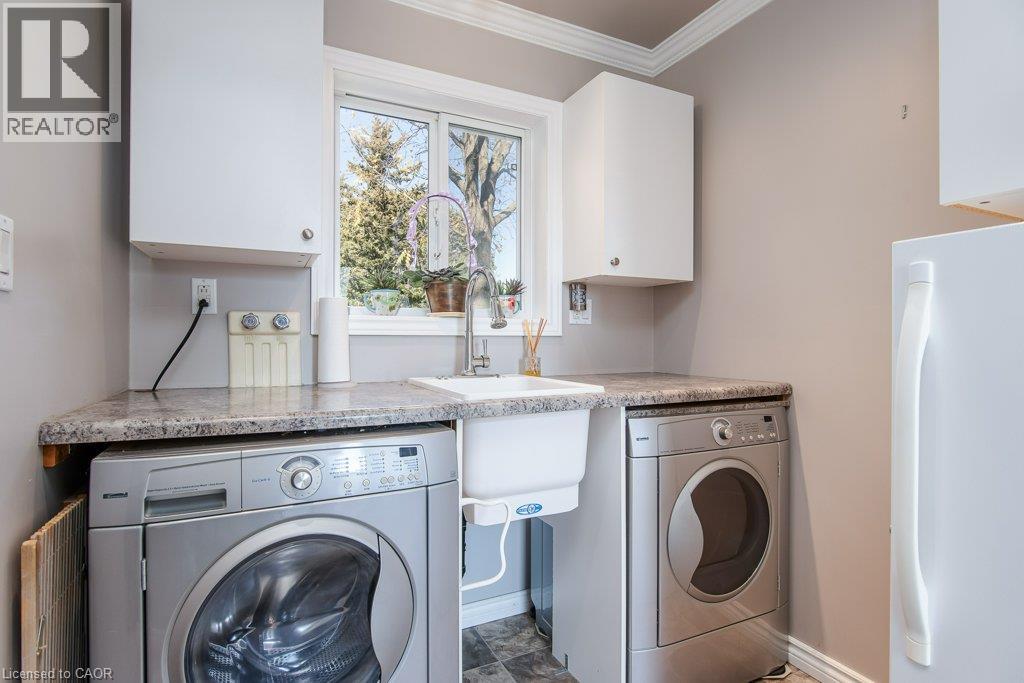 169 Schweitzer Street, Kitchener, Ontario  N2K 1C3 - Photo 16 - 40872957