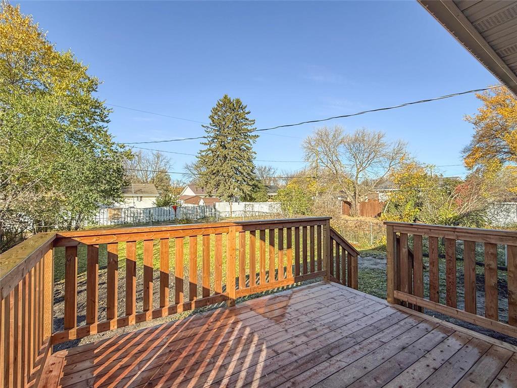 840 19th Street, Brandon, Manitoba  R7B 1K9 - Photo 2 - 202625946