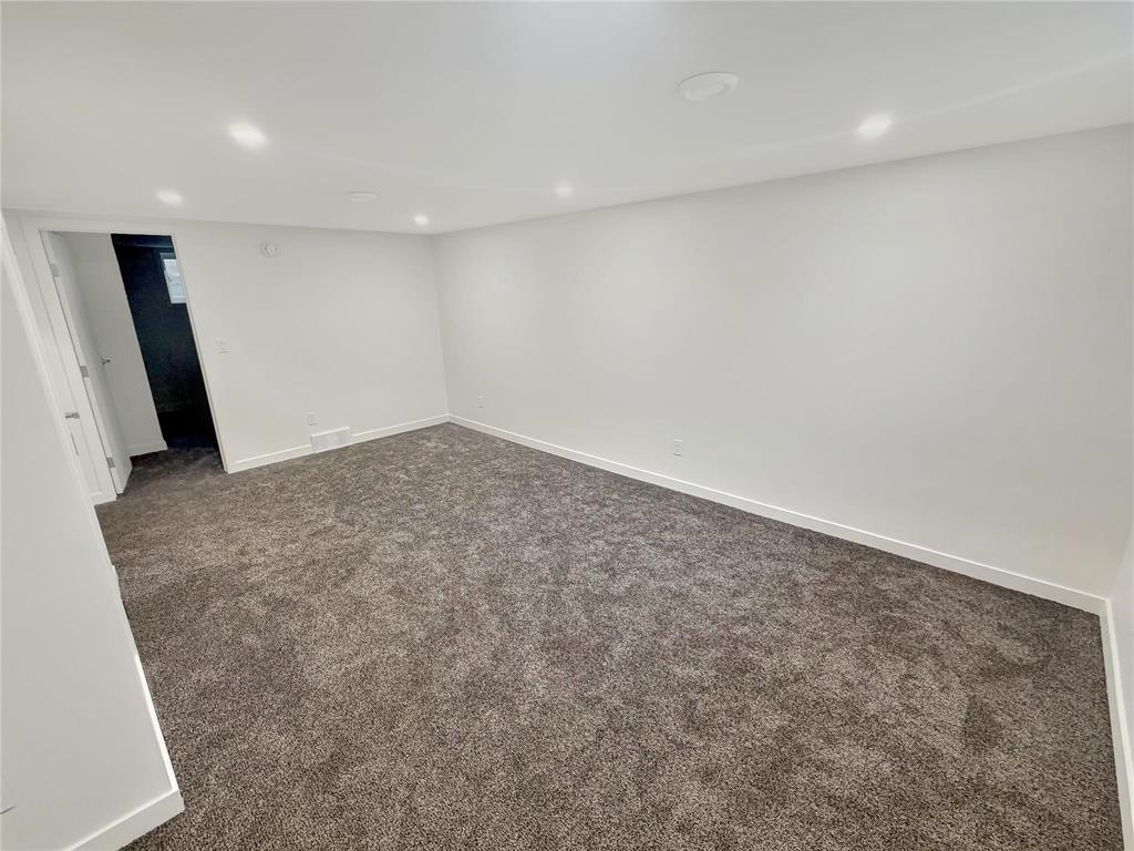 840 19th Street, Brandon, Manitoba  R7B 1K9 - Photo 15 - 202625946