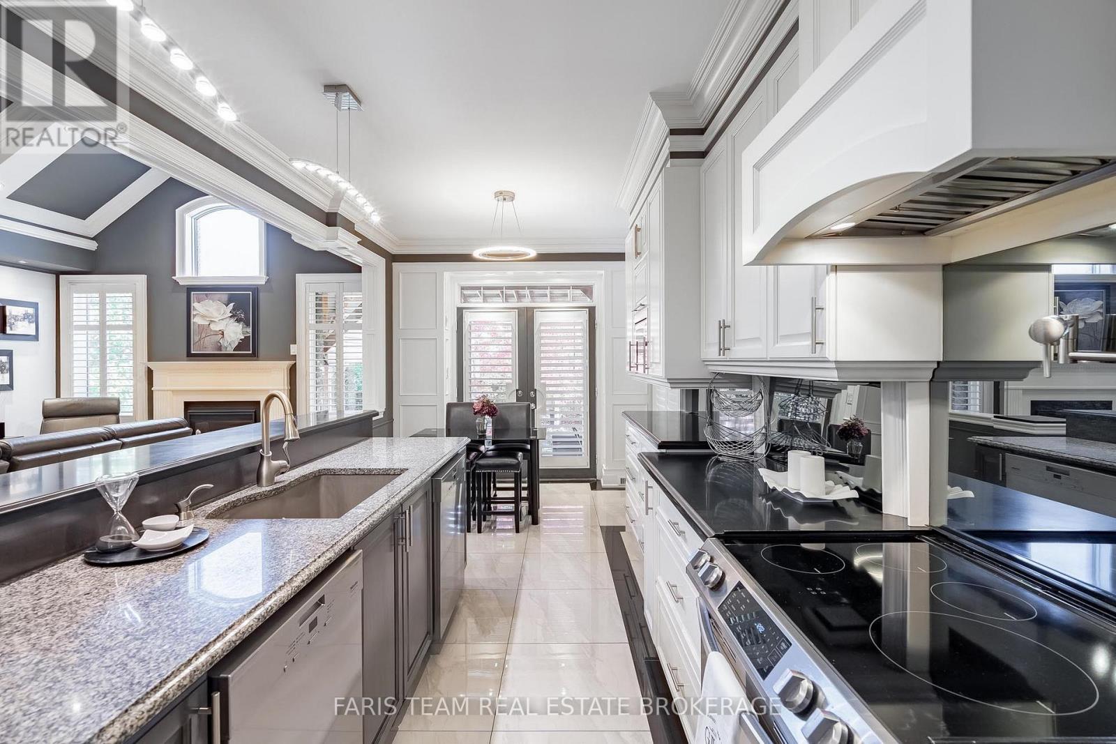 77 Copeland Crescent, Innisfil, Ontario  L0L 1L0 - Photo 7 - N14103416