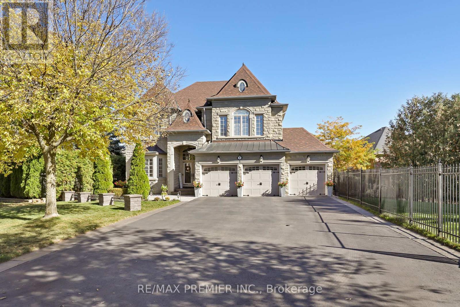 9 Migonette Street, Richmond Hill, Ontario  L4E 4R7 - Photo 2 - N14103514