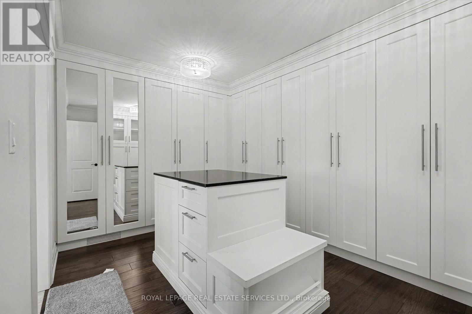 369 Lees Lane, Oakville, Ontario  L6L 4S4 - Photo 25 - W14101952