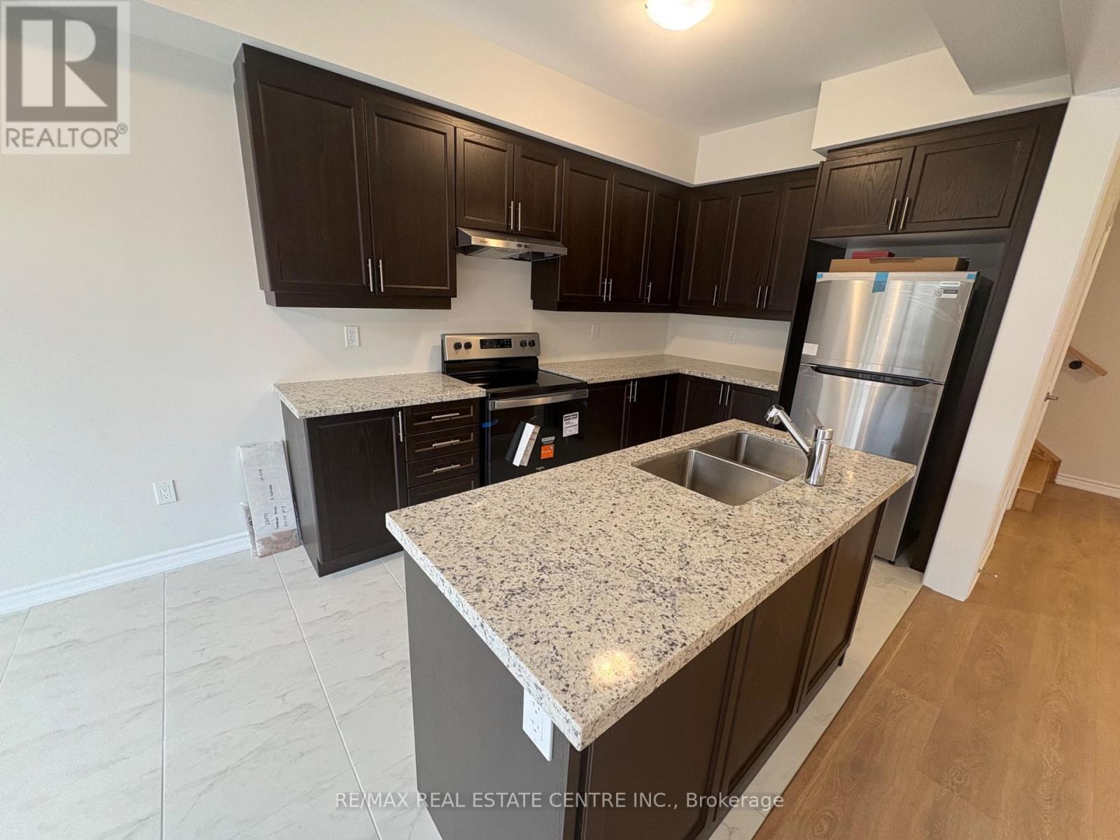 1911 Upper Thames Drive, Woodstock, Ontario  N4S 7W2 - Photo 5 - X14103372
