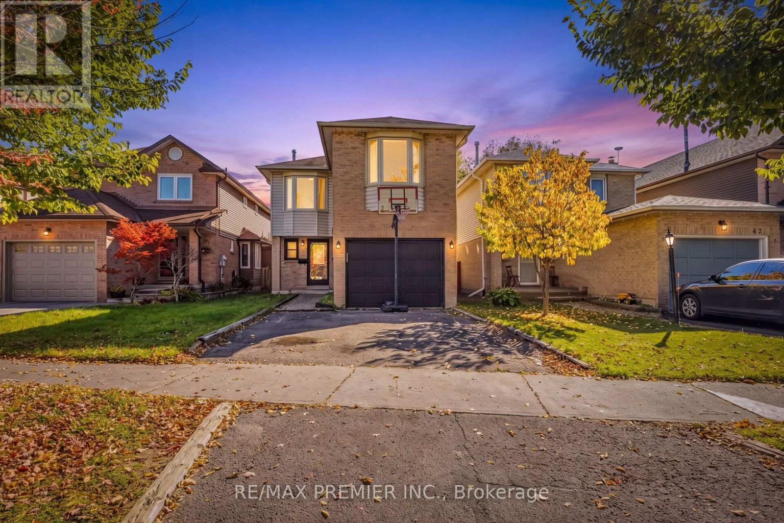 45 ROSEBUD AVENUE, Brampton, Ontario