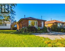 928 UPPER GAGE Avenue, Hamilton, Ontario