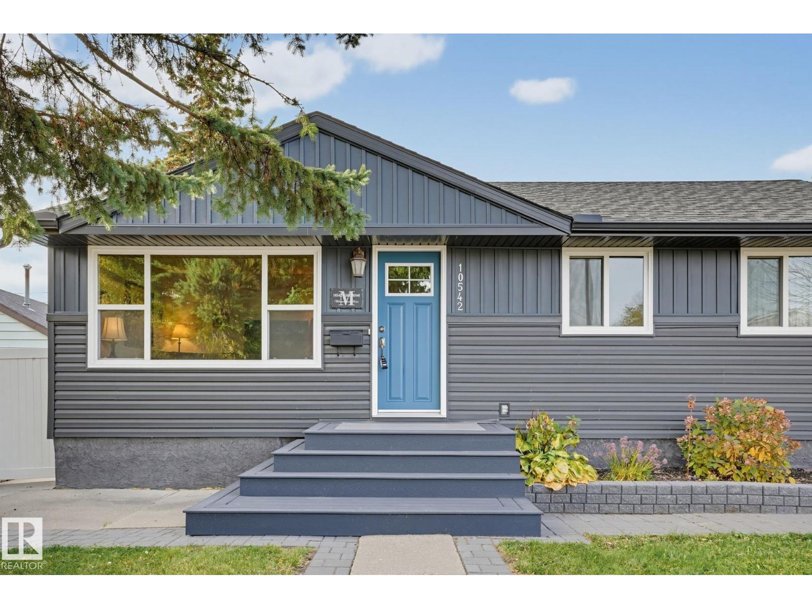 10542 161 St Nw, Edmonton, Alberta  T5P 3J7 - Photo 1 - E4513741