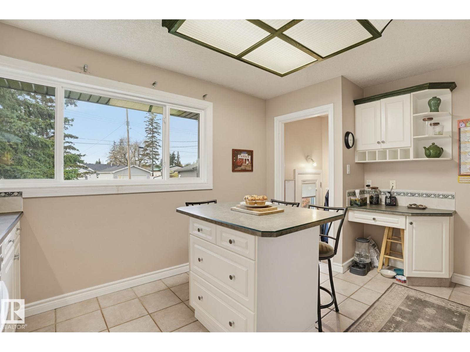 10542 161 St Nw, Edmonton, Alberta  T5P 3J7 - Photo 14 - E4513741