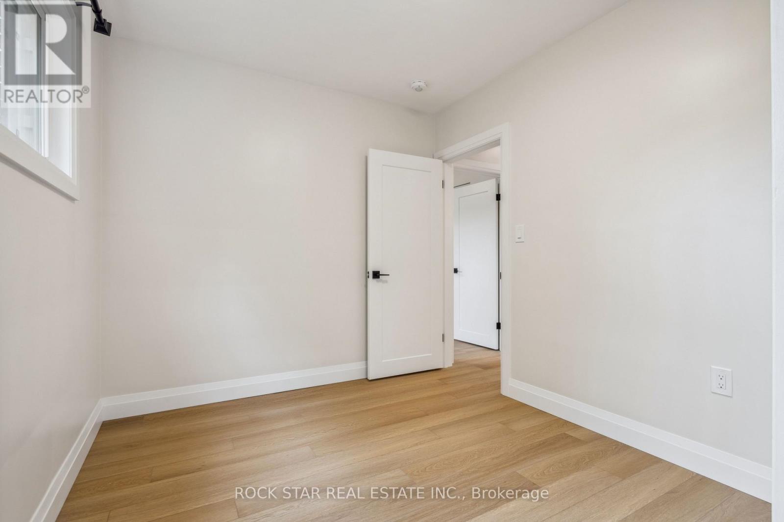 Main - 121 Toby Crescent, Hamilton, Ontario  L8T 2N9 - Photo 22 - X14103426