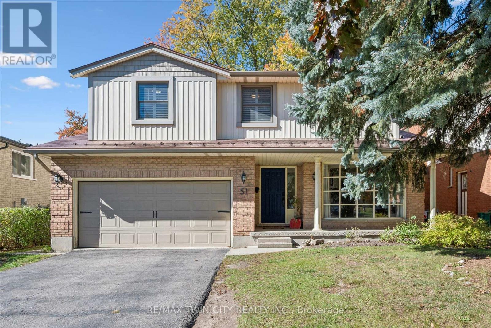 51 Cayley Court, Kitchener, Ontario  N2G 4N8 - Photo 2 - X14103452
