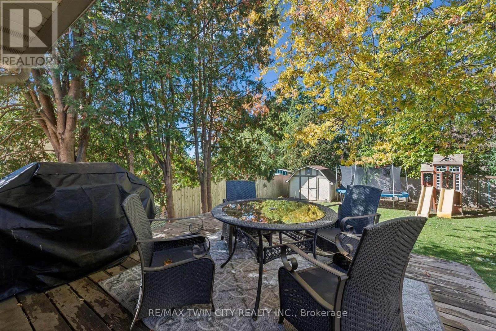 51 Cayley Court, Kitchener, Ontario  N2G 4N8 - Photo 30 - X14103452