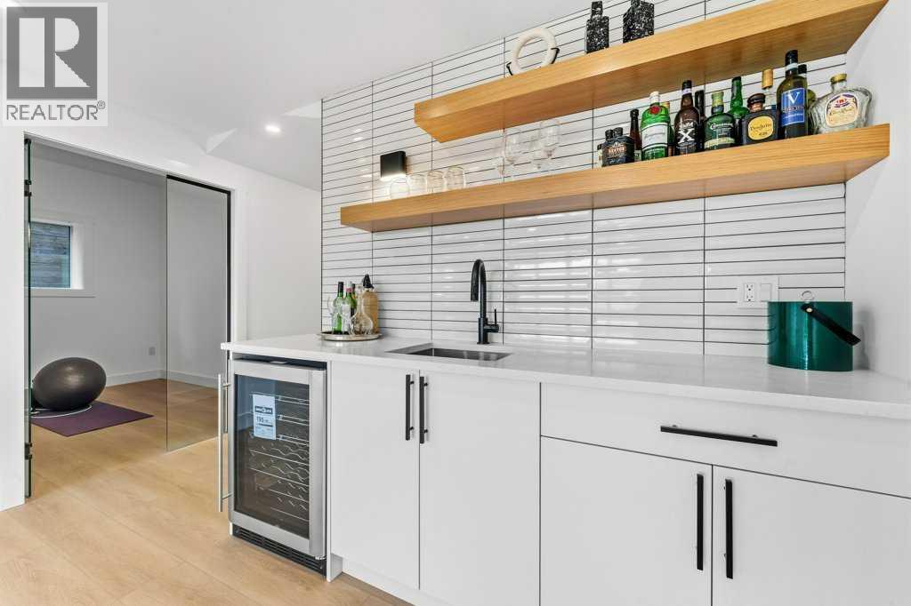 2220 8 Street Ne, Calgary, Alberta  T2M 1S4 - Photo 38 - A2349650