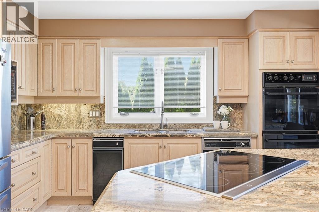 22 Burt Court, Stoney Creek, Ontario  L8G 3H4 - Photo 15 - 40873103