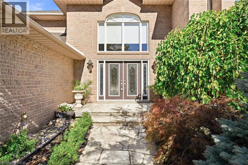 22 Burt Court, Stoney Creek, Ontario  L8G 3H4 - Photo 3 - 40873103