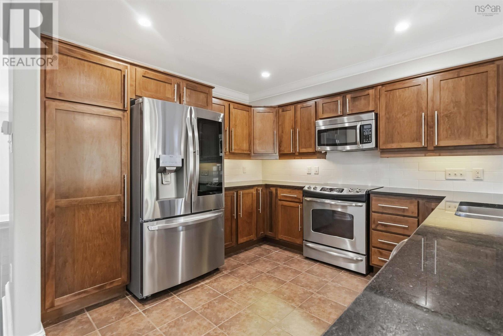 345 Bently Drive, Halifax, Nova Scotia  B3S 0C9 - Photo 13 - 202626355