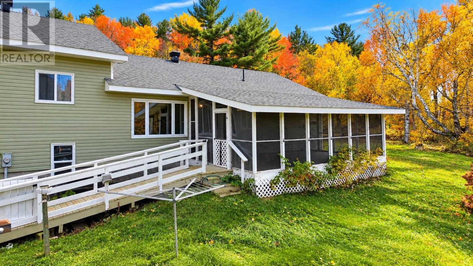 1157 Martin Rd, Spragge, Ontario  P0R 1K0 - Photo 33 - SM262915