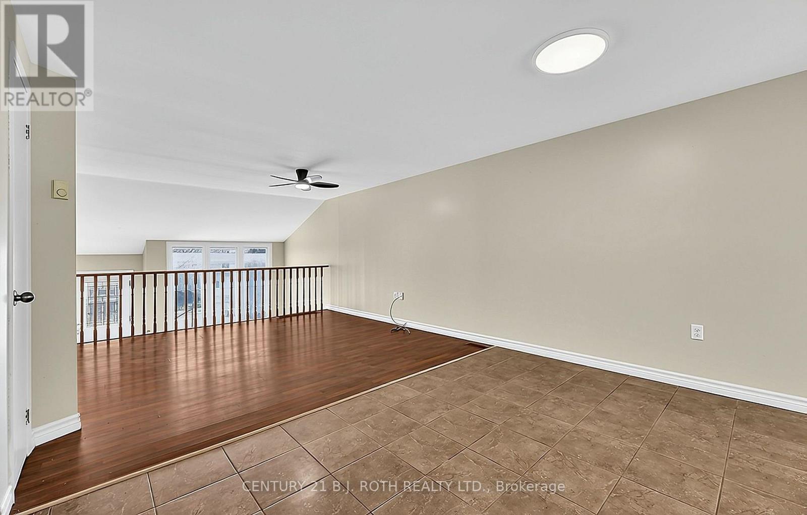 34 Hickling Trail, Barrie, Ontario  L4M 5S4 - Photo 13 - S14103138