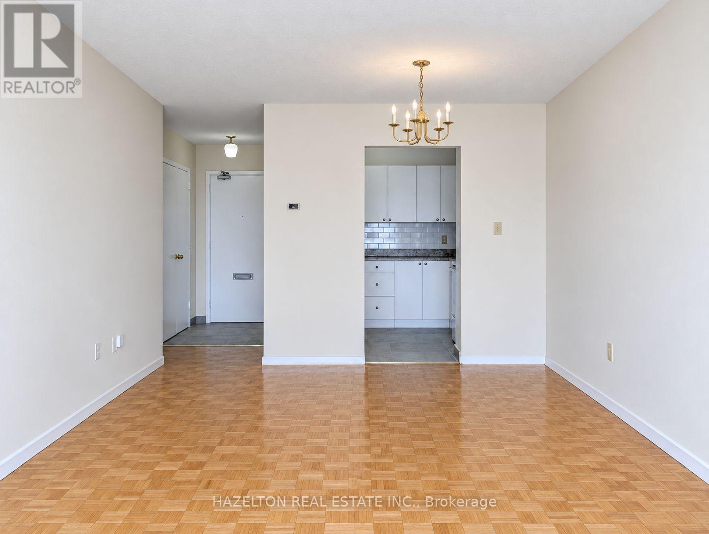 704 - 1665 Bloor Street E, Mississauga, Ontario  L4X 1S4 - Photo 3 - W14102442