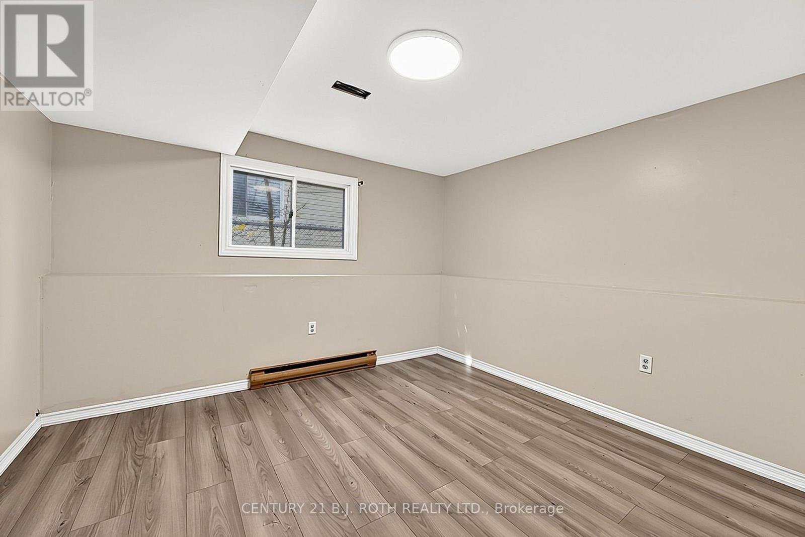 34 Hickling Trail, Barrie, Ontario  L4M 5S4 - Photo 26 - S14103138